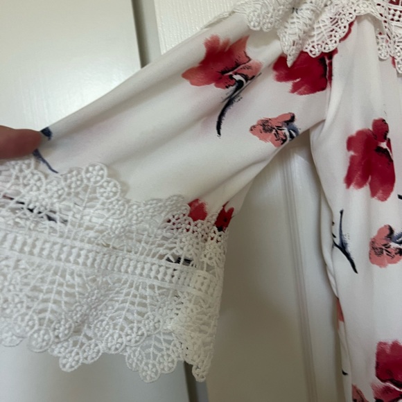 Bcx Floral off the shoulder Top with Lace - Picture 2 of 4